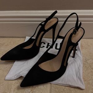 Black pumps schutz heel